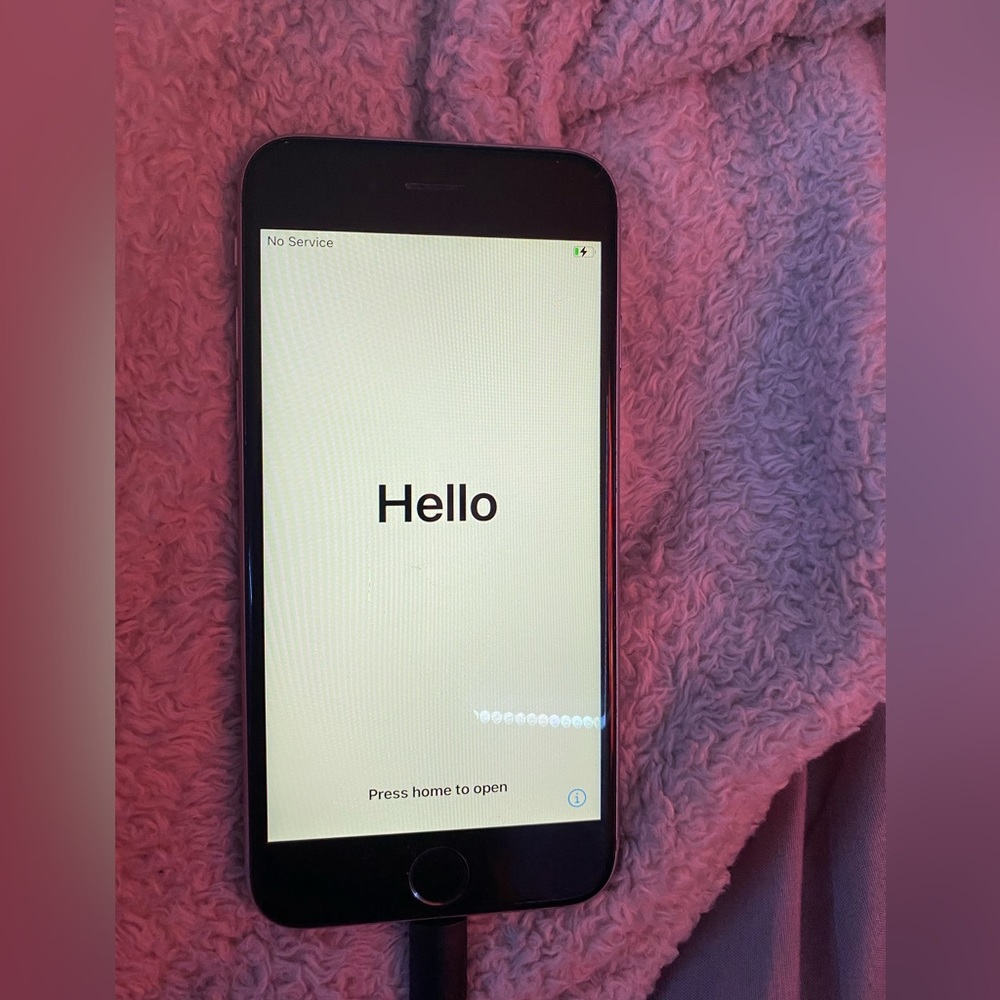 iphone 6s great condition!!